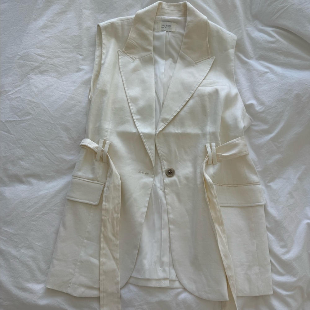 DISSH Cream Sleeveless Tailored Vest with Side Ties NWOT